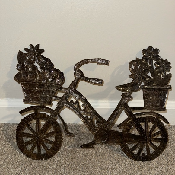 Metal Silver Bicycle Decor - Picture 5 of 7